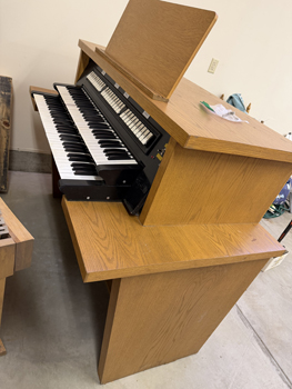 Two-manual console