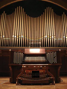 Hill Auditorium, University of Michigan (photo credit: Bryan Dunnewald)