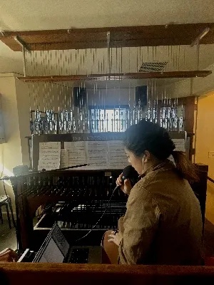 Julie Zhu performs bellVoix