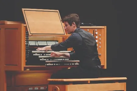 Greg Zelek